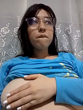 Snapshot of lareinalareinadelanal chatting on November 2, 1:30 am lareinalareinadelanal online show from November 2, 1:30 am