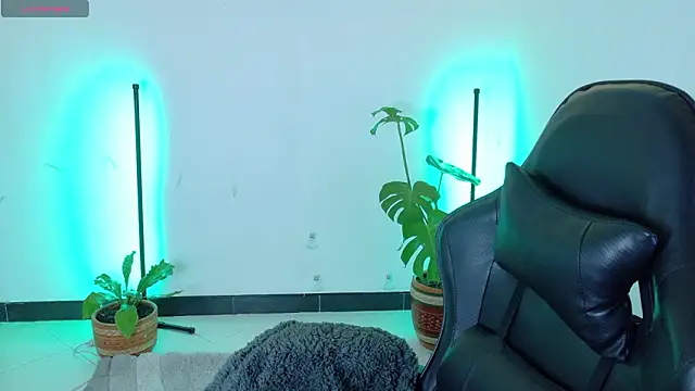 Sarasavage online show from March 17, 12:19 pm