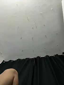 Snapshot of ElaRose_12 chatting on July 8, 7:51 pm ElaRose 12 online show from July 8, 7:51 pm