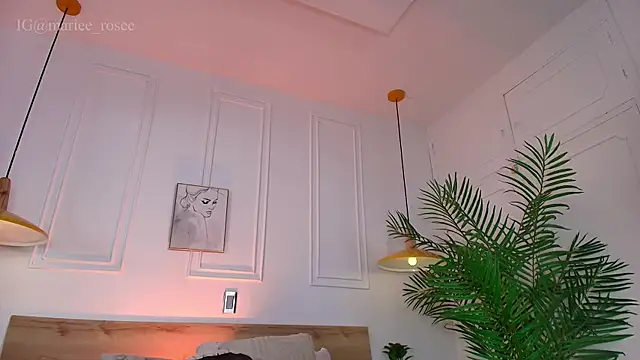 Mariee rosee online show from August 1, 11:25 pm