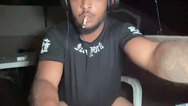 Minidemonkush online show from June 28, 1:11 am