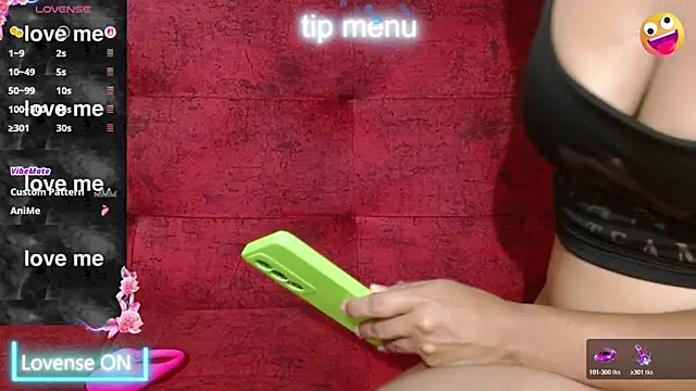 naomi powel online show from February 13, 9:11 pm