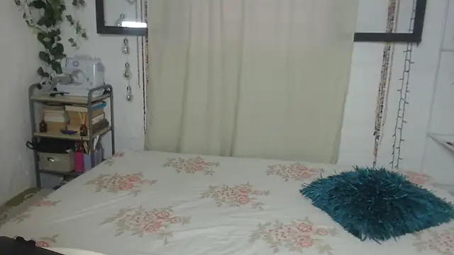 Snapshot of porndollbaby chatting on June 11, 11:14 pm porndollbaby online show from June 11, 11:14 pm