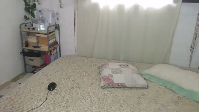 Snapshot of porndollbaby chatting on June 22, 8:39 pm porndollbaby online show from June 22, 8:39 pm