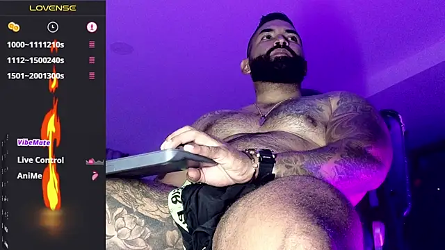 Max-prada online show from May 29, 2:42 am