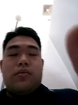 Snapshot of Bin77 chatting on November 28, 1:19 am Bin77 online show from November 28, 1:19 am