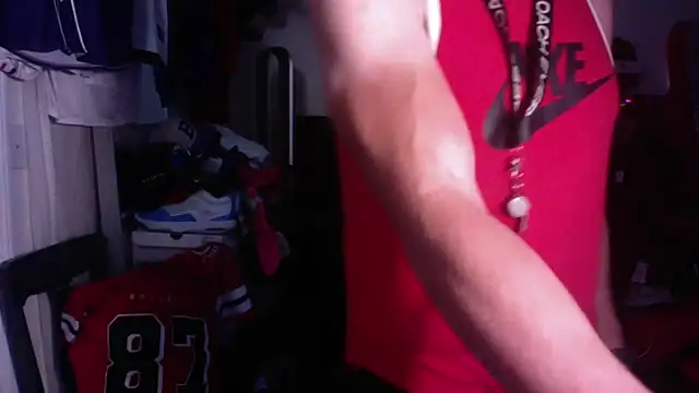 DILFJockDad87 online show from November 24, 11:59 pm