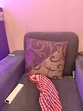 Miss Mayaa  online show from March 15, 11:38 am