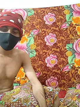 Snapshot of Seducing_couple chatting on September 9, 9:25 pm Seducing couple online show from September 9, 9:25 pm