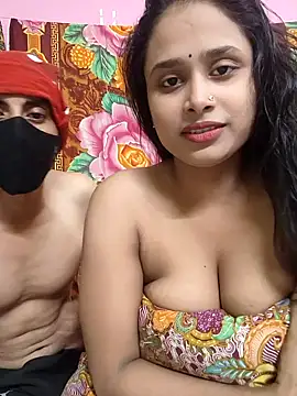 Snapshot of Seducing_couple chatting on October 3, 7:16 am Seducing couple online show from October 3, 7:16 am