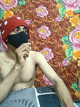 Snapshot of Seducing_couple chatting on October 20, 4:18 pm Seducing couple online show from October 20, 4:18 pm