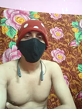 Snapshot of Seducing_couple chatting on May 6, 8:52 am Seducing couple online show from May 6, 8:52 am