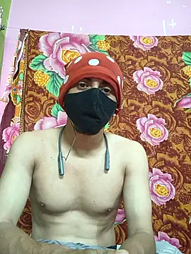 Snapshot of Seducing_couple chatting on June 22, 9:17 am Seducing couple online show from June 22, 9:17 am