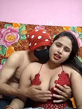 Snapshot of Seducing_couple chatting on July 27, 11:17 am Seducing couple online show from July 27, 11:17 am