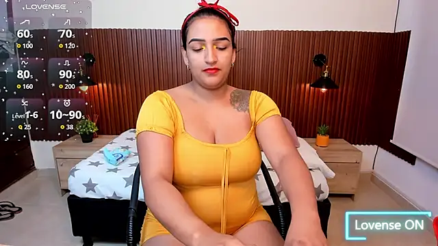 Snapshot of ElectraRose_ chatting on December 15, 11:58 am ElectraRose online show from December 15, 11:58 am