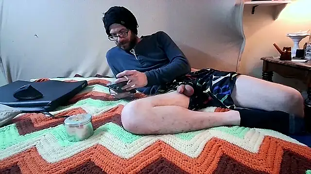 Snapshot of ChristopherMeade chatting on November 2, 5:37 pm ChristopherMeade online show from November 2, 5:37 pm