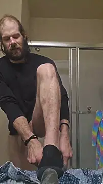 Snapshot of ChristopherMeade chatting on December 1, 12:10 pm ChristopherMeade online show from December 1, 12:10 pm