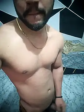 Kartikkartik8595 online show from February 10, 11:58 am