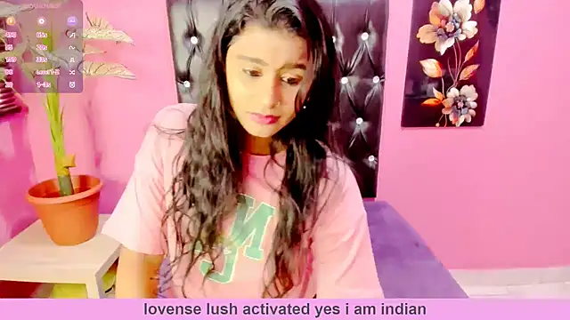 Snapshot of INDIANFLAME chatting on December 2, 9:25 am INDIANFLAME online show from December 2, 9:25 am