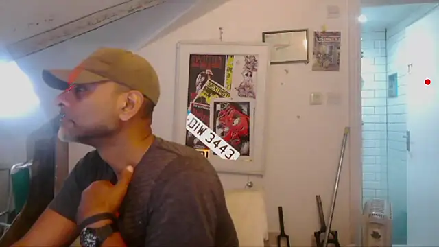 Snapshot of mista_sista_fista chatting on May 13, 12:35 pm mista sista fista online show from May 13, 12:35 pm