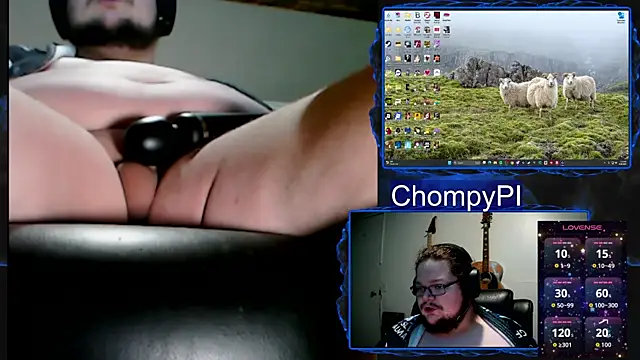 Snapshot of DetChompy chatting on May 26, 6:20 am DetChompy online show from May 26, 6:20 am