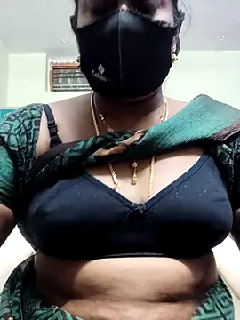 Snapshot of papukurty chatting on October 25, 10:34 am papukurty online show from October 25, 10:34 am