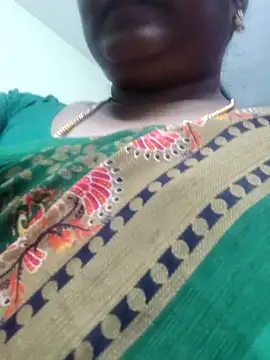 Snapshot of papukurty chatting on November 12, 11:43 am papukurty online show from November 12, 11:43 am