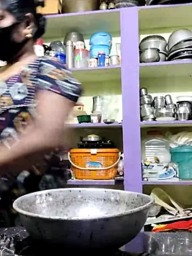 Snapshot of papukurty chatting on November 14, 1:15 am papukurty online show from November 14, 1:15 am