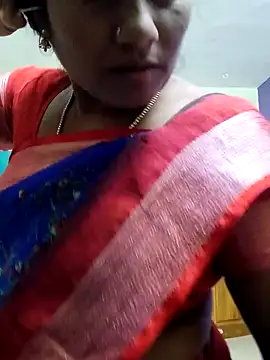 Snapshot of papukurty chatting on November 15, 2:42 am papukurty online show from November 15, 2:42 am