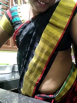 Snapshot of papukurty chatting on November 23, 8:47 am papukurty online show from November 23, 8:47 am