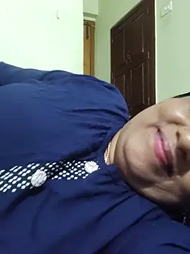 Snapshot of papukurty chatting on June 17, 5:58 pm papukurty online show from June 17, 5:58 pm