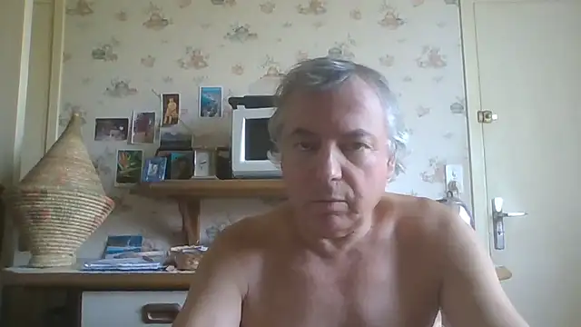 Snapshot of gegevincent chatting on June 24, 12:04 pm gegevincent online show from June 24, 12:04 pm