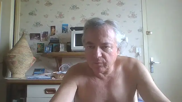 Snapshot of gegevincent chatting on June 28, 11:16 am gegevincent online show from June 28, 11:16 am