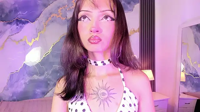 MaddieStark online show from May 28, 1:19 pm
