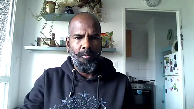 Snapshot of frenchblackc31 chatting on September 13, 7:41 am frenchblackc31 online show from September 13, 7:41 am