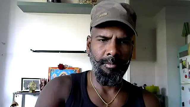 Snapshot of frenchblackc31 chatting on September 29, 8:08 am frenchblackc31 online show from September 29, 8:08 am