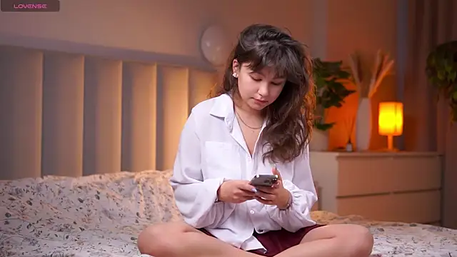 Snapshot of Julia_PR0 chatting on November 26, 6:25 am Julia PR0 online show from November 26, 6:25 am