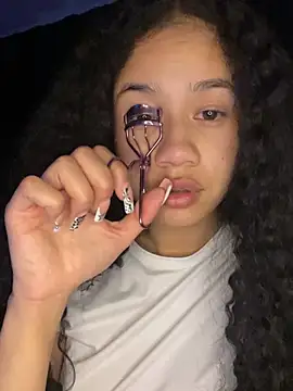 jadee8 online show from May 8, 3:01 am