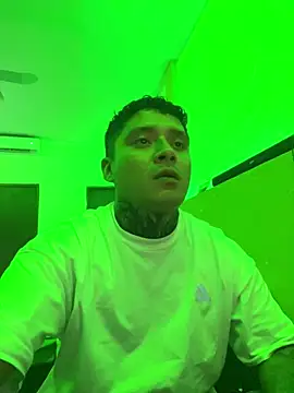 siilvestremx online show from February 22, 2:02 am