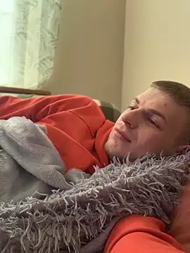 macho1347 online show from February 3, 9:25 am