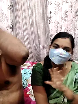 Snapshot of Lalitha-1995 chatting on September 22, 5:15 pm Lalitha-1995 online show from September 22, 5:15 pm