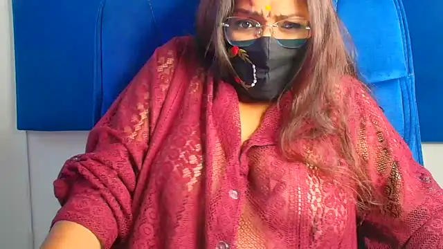 Snapshot of Anjalistar chatting on June 5, 6:52 am Anjalistar online show from June 5, 6:52 am