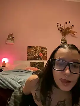 severingratty online show from October 5, 8:07 pm