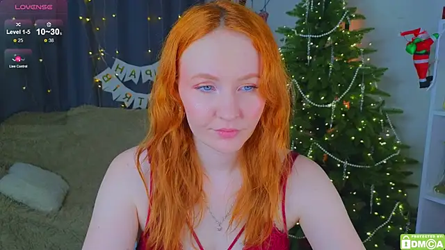 Snapshot of JoyceJones chatting on January 11, 8:14 pm JoyceJones online show from January 11, 8:14 pm