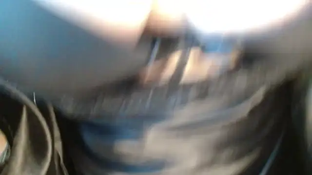 Snapshot of Miaxfox chatting on December 2, 3:23 am Miaxfox online show from December 2, 3:23 am