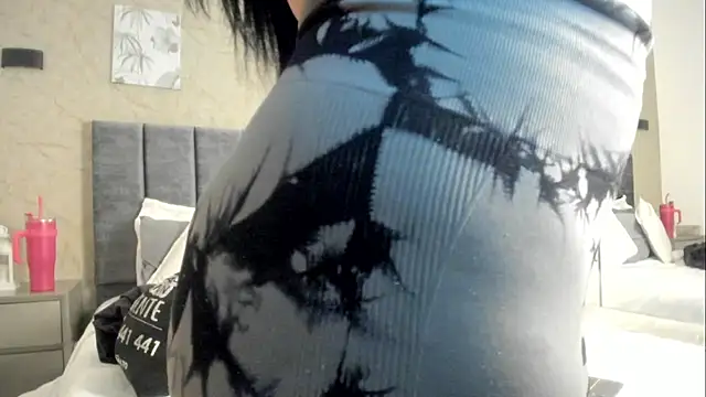 Lunaa bellaa online show from November 24, 7:35 pm