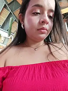 Snapshot of Lambedora_69 chatting on July 6, 6:54 pm Lambedora 69 online show from July 6, 6:54 pm