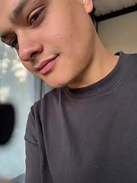 Rose-andres online show from October 31, 9:27 pm