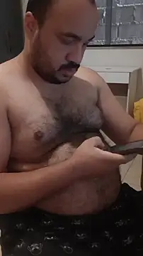 Snapshot of Urso_Nerd chatting on May 13, 3:42 pm Urso Nerd online show from May 13, 3:42 pm