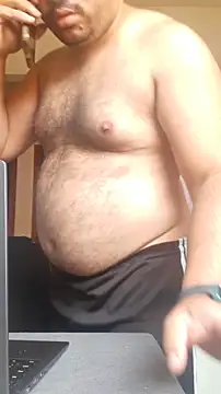 Snapshot of Urso_Nerd chatting on June 15, 4:31 pm Urso Nerd online show from June 15, 4:31 pm
